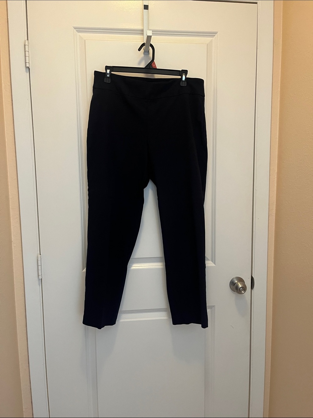 (NWT) Dana Buchman Navy Women's Pants